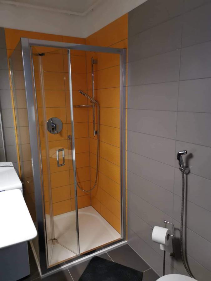 Mandara Wellnes Apartmanok Шиофок Экстерьер фото